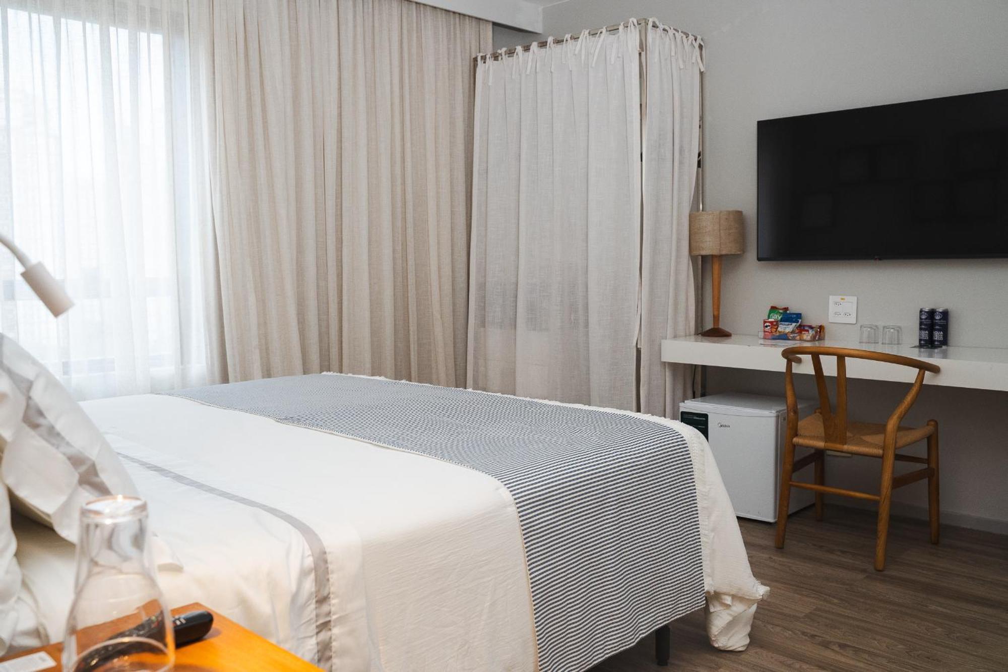 Radisson Rio De Janeiro Barra Ξενοδοχείο Δωμάτιο φωτογραφία A room at the hotel